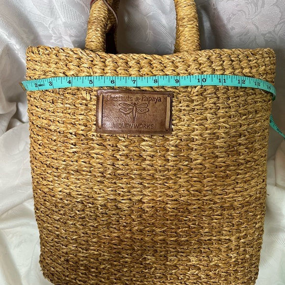 Papaya and Chestnuts woven works wicker tote. - Picture 4 of 10